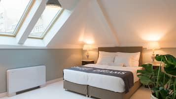 Coffres-forts dans les chambres, bureau, rideaux occultants