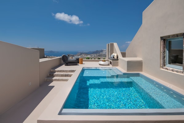 Alkyone Cave Suite, with Private Pool | Terrasse/Patio