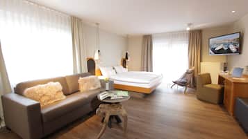 Kamar Double Comfort, 1 Tempat Tidur King, Bebas Asap Rokok | Seprai premium, brankas, meja kerja, dan tempat tidur lipat/tambahan