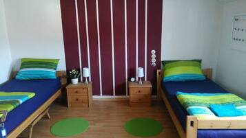 Seprai premium dan didekorasi berbeda-beda