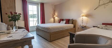 Triple Room, Ensuite, Garden View (L'Automne)