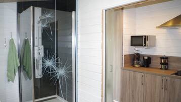 Superior Double Room, Ensuite, Garden View (L'Hiver)