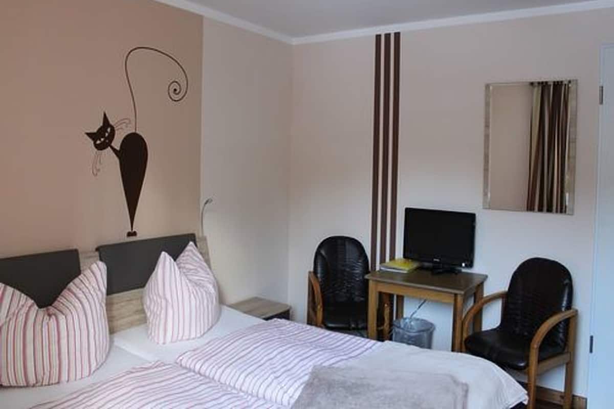 Classic Double Room