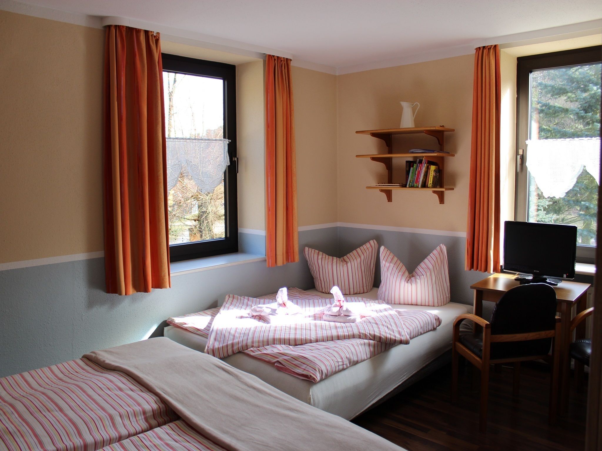 Classic Quadruple Room | Hypo-allergenic bedding, individually decorated, desk, blackout drapes