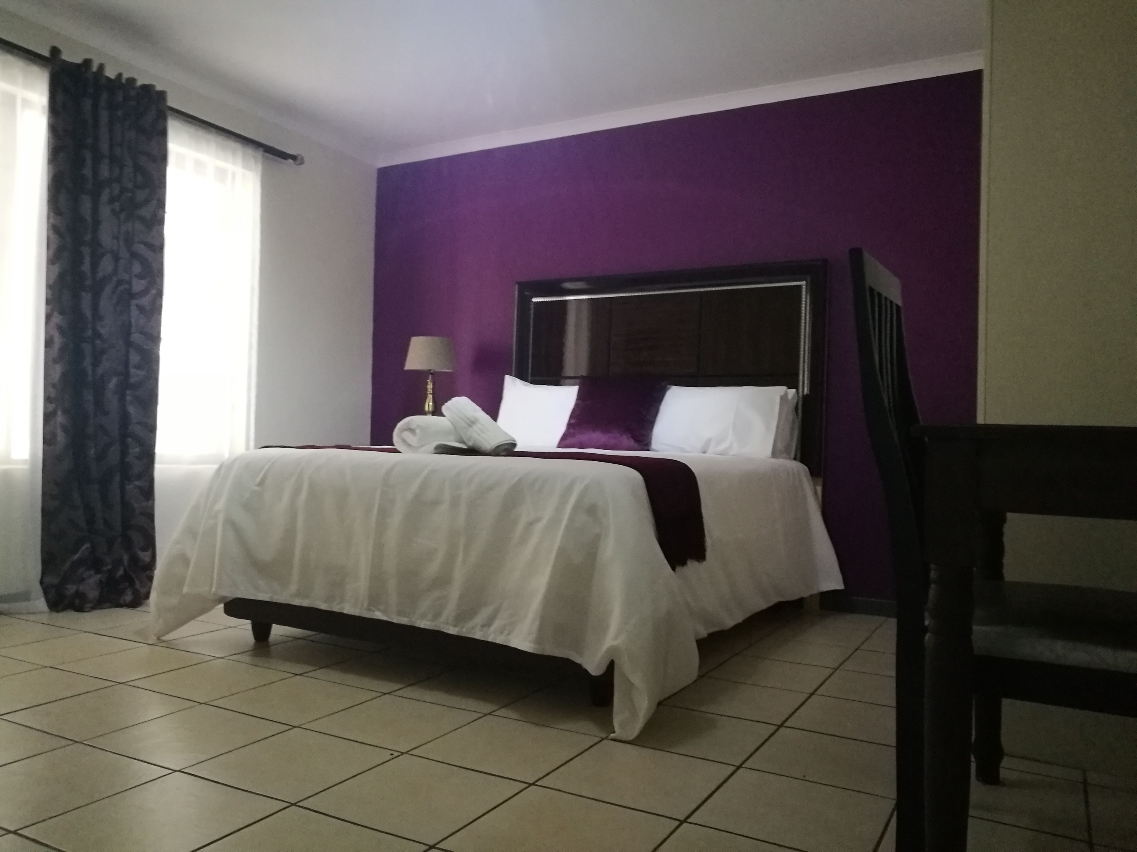 Phòng 2 giường đơn Executive, 1 giường cỡ king, không hút thuốc | Bộ đồ giường cao cấp, bàn, truy cập Internet không dây miễn phí 