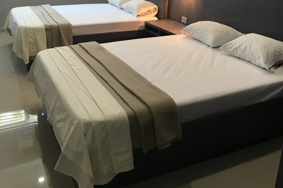 Family Room | WiFi (free), bed sheets