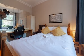 2 camere, ferro/asse da stiro, Wi-Fi gratuito, lenzuola