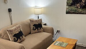 Panoramic Double Room, 2 Queen Beds, Balcony, River View - Evening Shade River Lodge and Cabins (Chimney Rock)