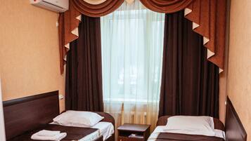 Standard Twin Room, Non Smoking | In-room safe, iron/ironing board, free WiFi, bed sheets