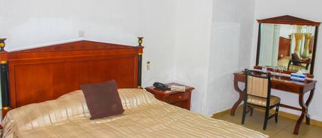Basic Double Room | In-room safe, desk, blackout curtains, free WiFi