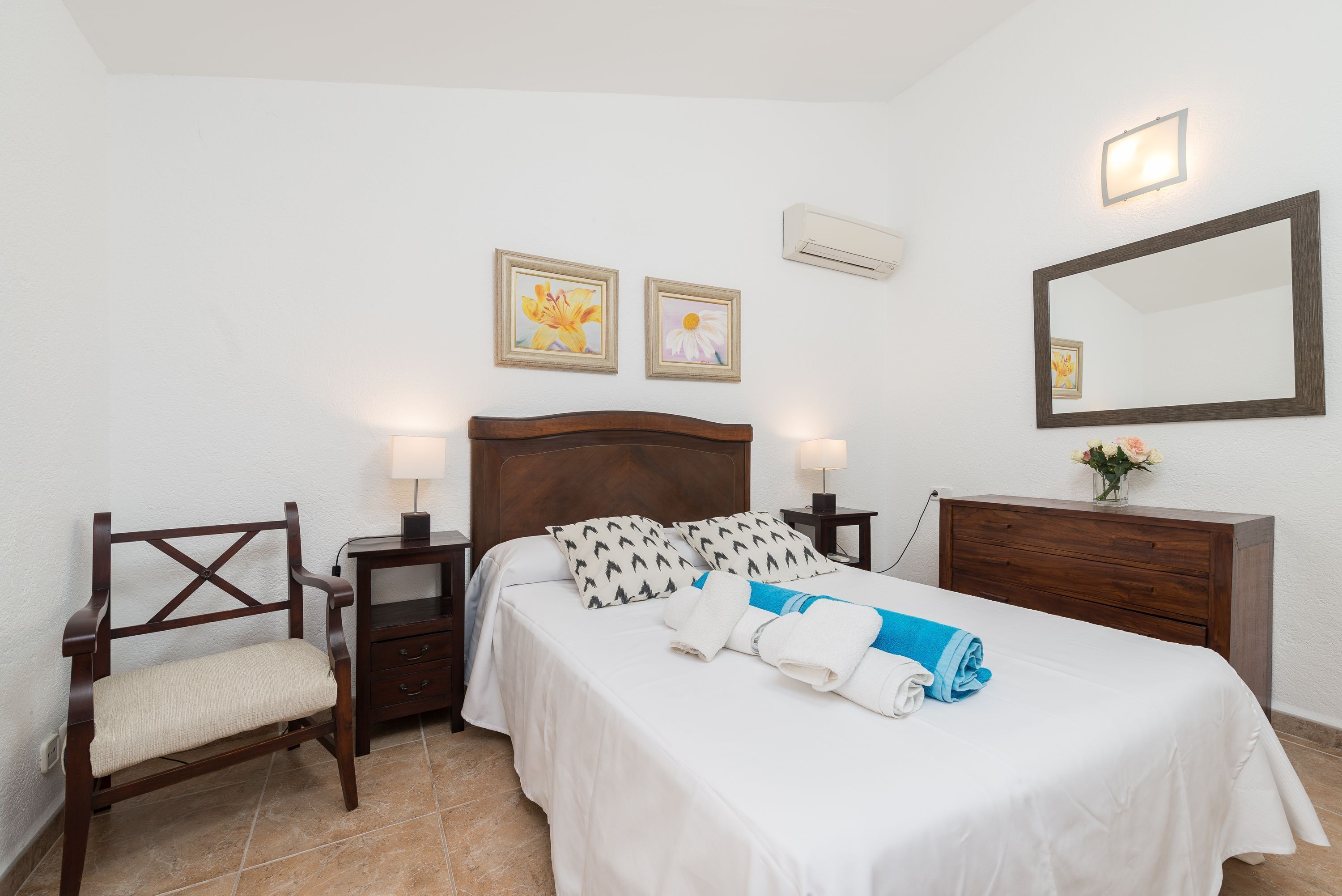 3 多间卧室、免费 WiFi、床单