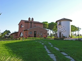 Fachada da propriedade