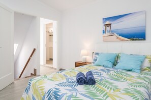 3 chambres, fer et planche à repasser, Wi-Fi gratuit, draps fournis