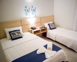 Standard Triple Room | Desk, blackout curtains, iron/ironing board, free WiFi - Mandala Hotel (Encarnacion)