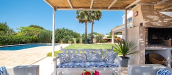 Quiet location with pool - Casa Abatzer