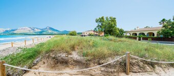 Holiday home on the sea – Casa Son Serra