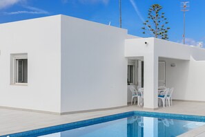 Pool - Modern villa with pool - Villa Aday & Ixeia (Menorca)