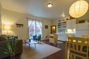Interior - The People's House (Port Townsend)