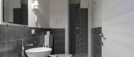Double Room, Ensuite | Bathroom