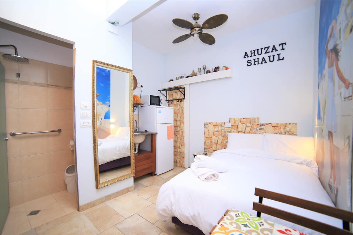 Classic Studio, 1 Double Bed, Garden View