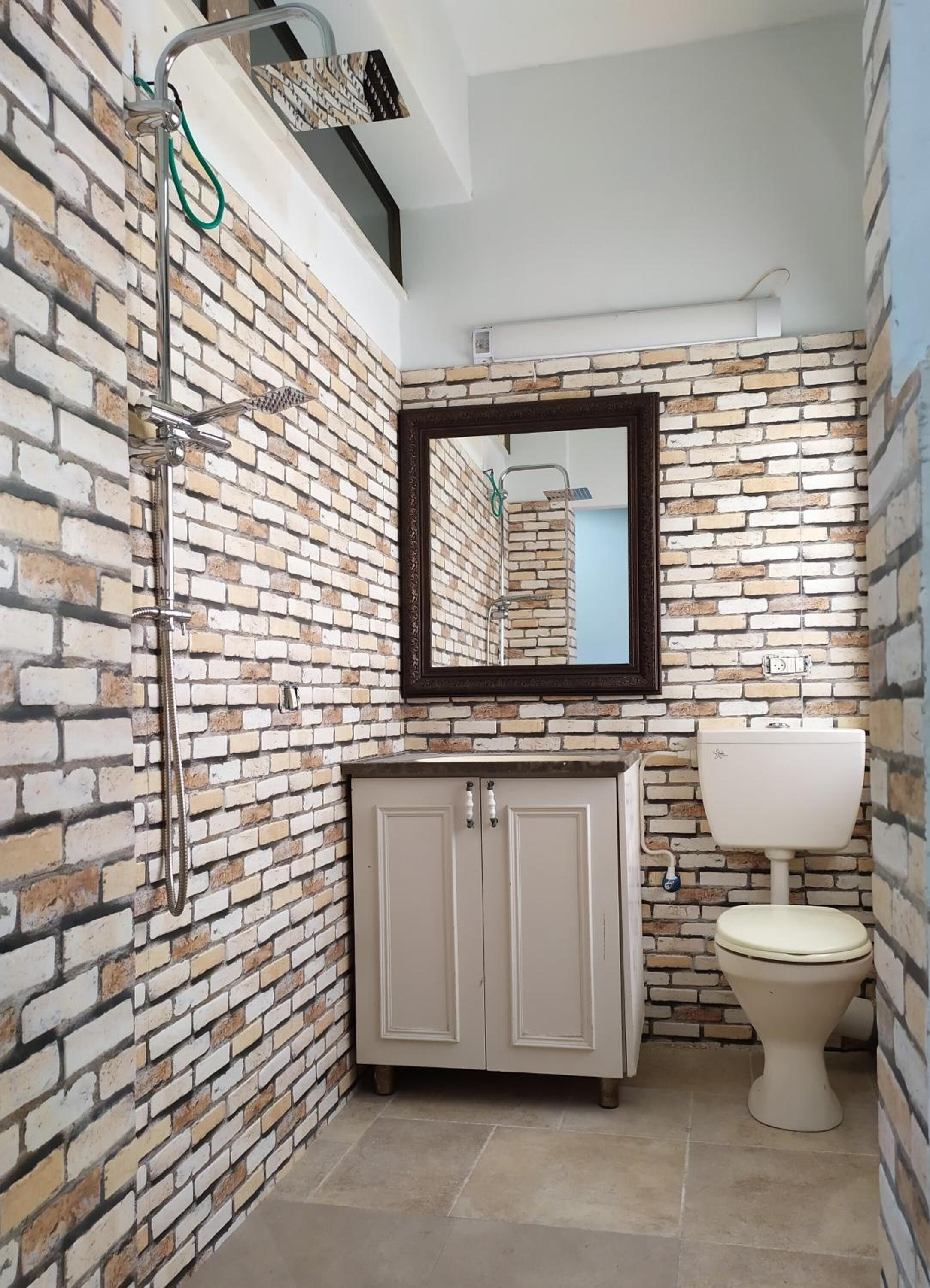 Douche, serviettes fournies