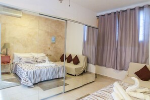 Individually decorated, individually furnished, blackout curtains - Villa Rosa Dominicus (San Rafael del Yuma)