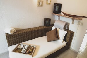 Individually decorated, individually furnished, blackout curtains - Villa Rosa Dominicus (San Rafael del Yuma)