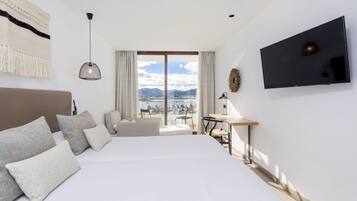Camera tripla, balcone, vista mare | Vista spiaggia/mare