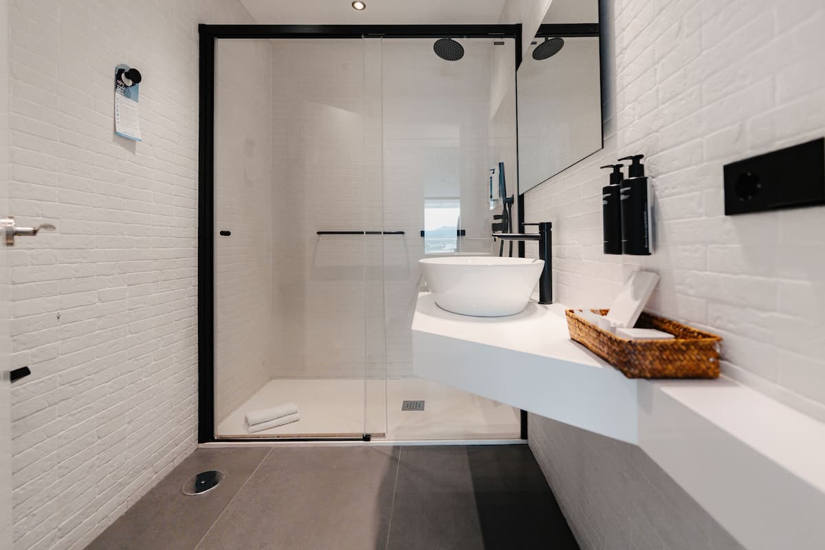 premium penthouse, 2 bedrooms, terrace, sea view | bathroom | shower, free toiletries, hair dryer, slippers