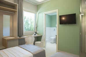 Deluxe-Doppel- oder -Zweibettzimmer | Zimmersafe, Schreibtisch, schallisolierte Zimmer, kostenloses WLAN