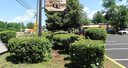 The Covered Bridge Inn