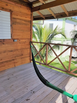 Cottage, 1 Katil Ratu (Queen), Non Smoking | Teres/patio