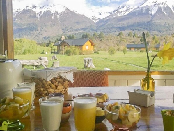 Petit déjeuner continental compris tous les jours