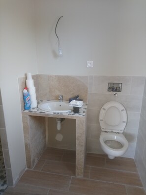 Double Room, Private Bathroom (L'Authentique) | Bathroom