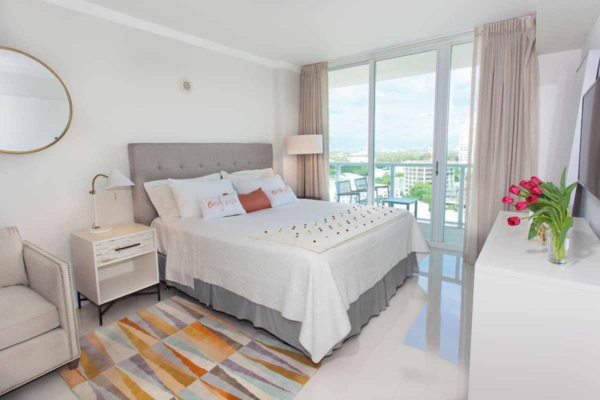 Apartment, 2 Bedrooms, Connecting Rooms, Partial Ocean View1608/09 | 1 bedroom, Egyptian cotton sheets, premium bedding, down comforters