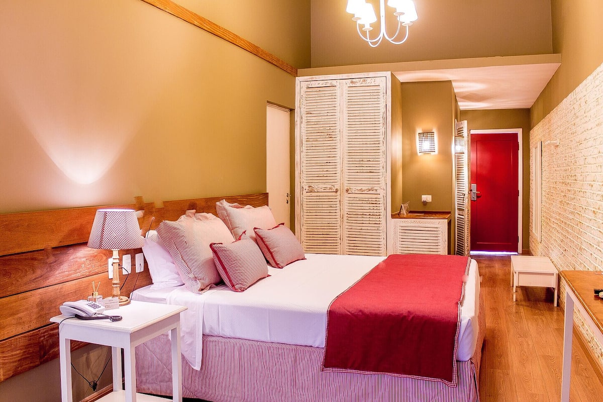 1 bedroom, minibar, in-room safe, free WiFi