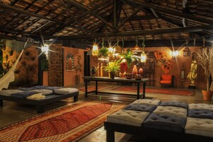 Masajes con piedras calientes, masajes de tejido profundo