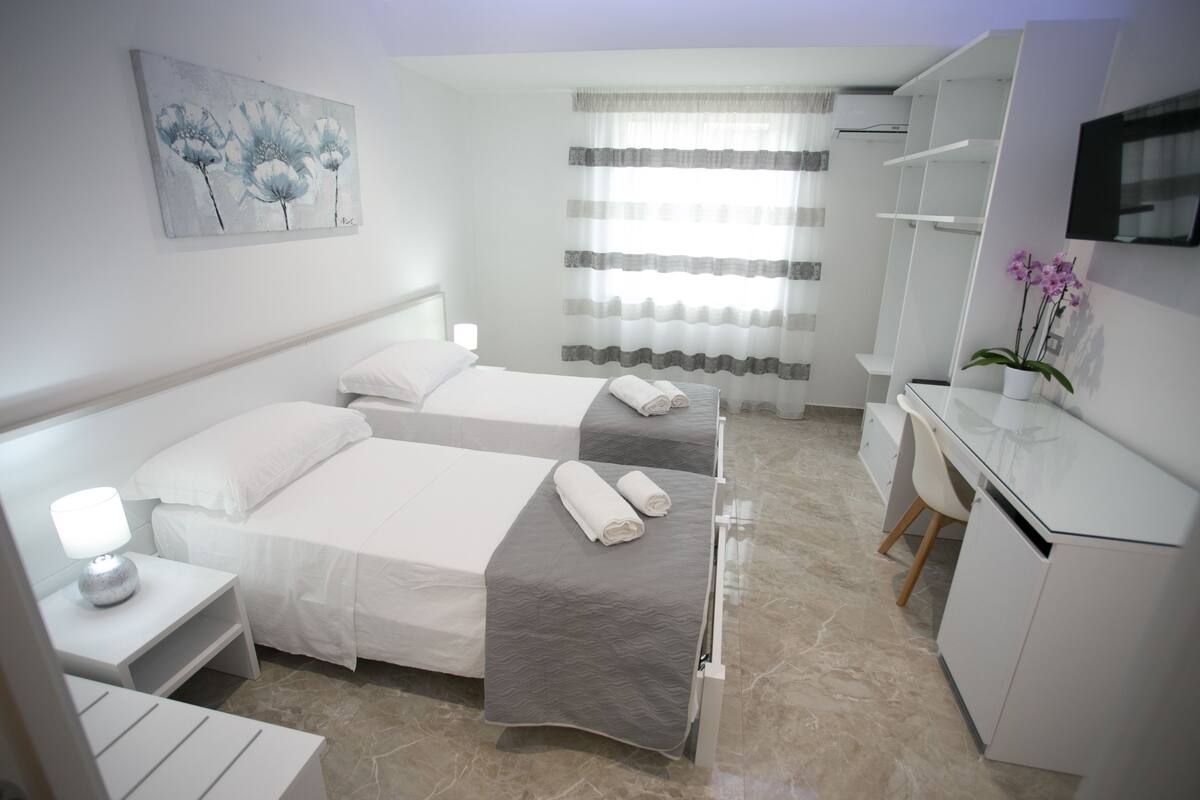 Double or Twin Room | In-room safe, desk, free WiFi, bed sheets