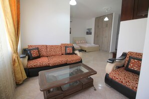 高级公寓 | 办公桌、熨斗/熨衣板、免费 WiFi