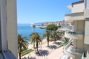 Superior Apartment | Balcony - Andy Apartments (Sarandë)