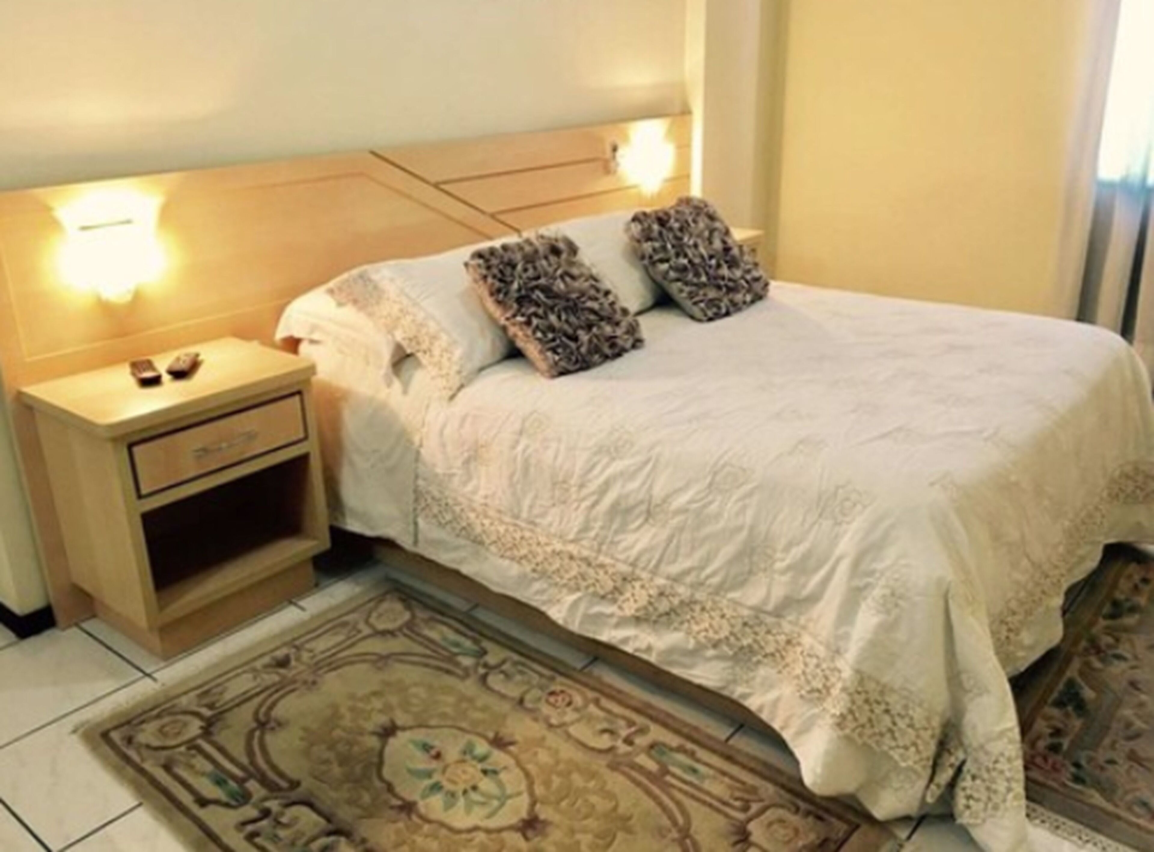 suite master | 1 bedroom, minibar, desk, iron/ironing board