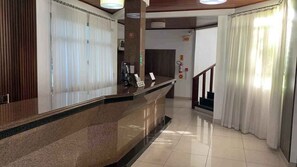 Lobby - Hotel Apolo XVI (Criciuma)