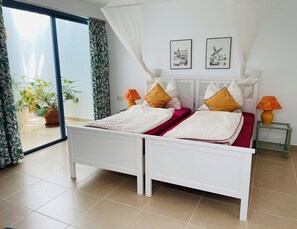 2 quartos, cofres nos quartos, Wi-Fi de cortesia, roupa de cama