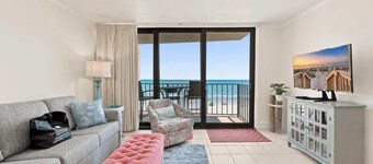 Oceanfront in Heart of N Myrtle  Beach with Pool