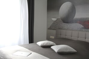 Design Apartment, 1 Bedroom, Fireplace, Sea View | Premium bedding, individually decorated, individually furnished - Residence BEAU RIVAGE Brehec (Plouha)