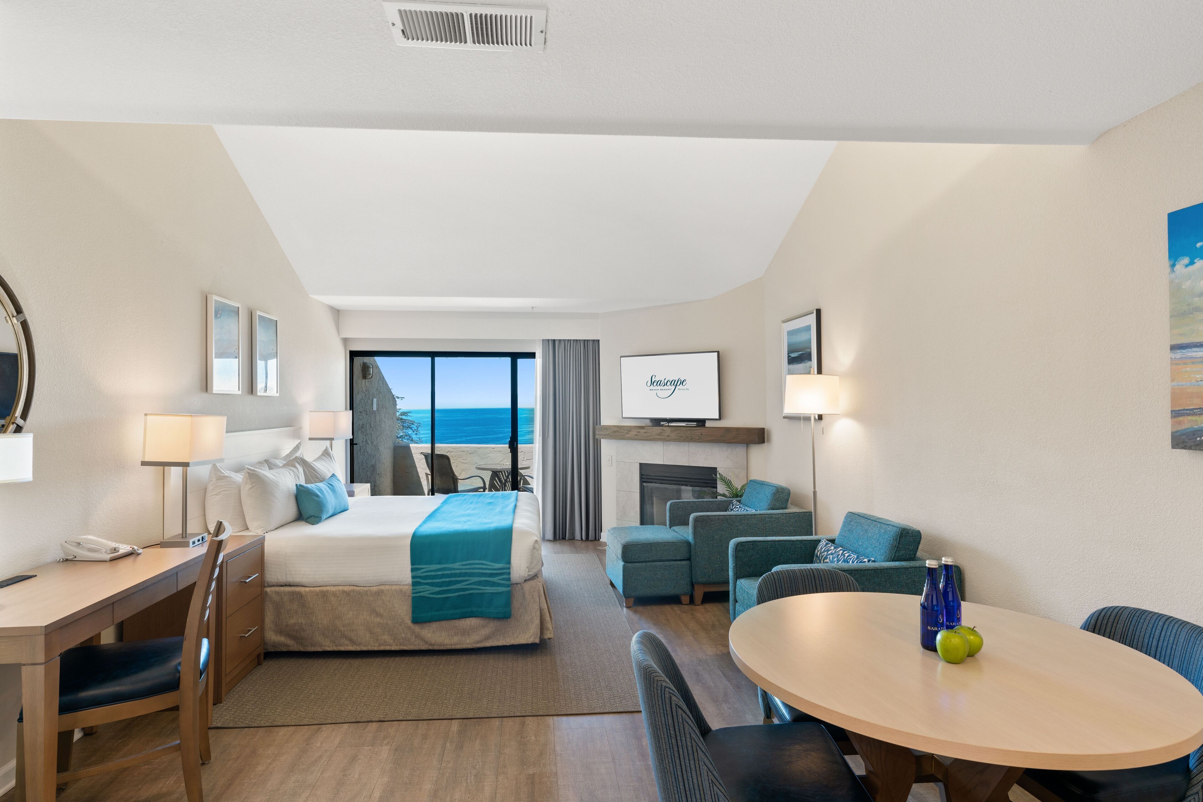 beige chuck taylor platform