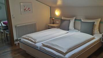 1 bedroom, minibar, in-room safe, desk