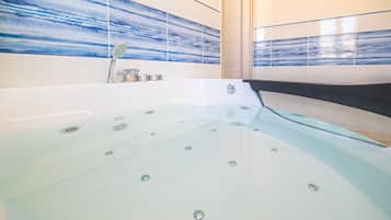 Bain à remous privé