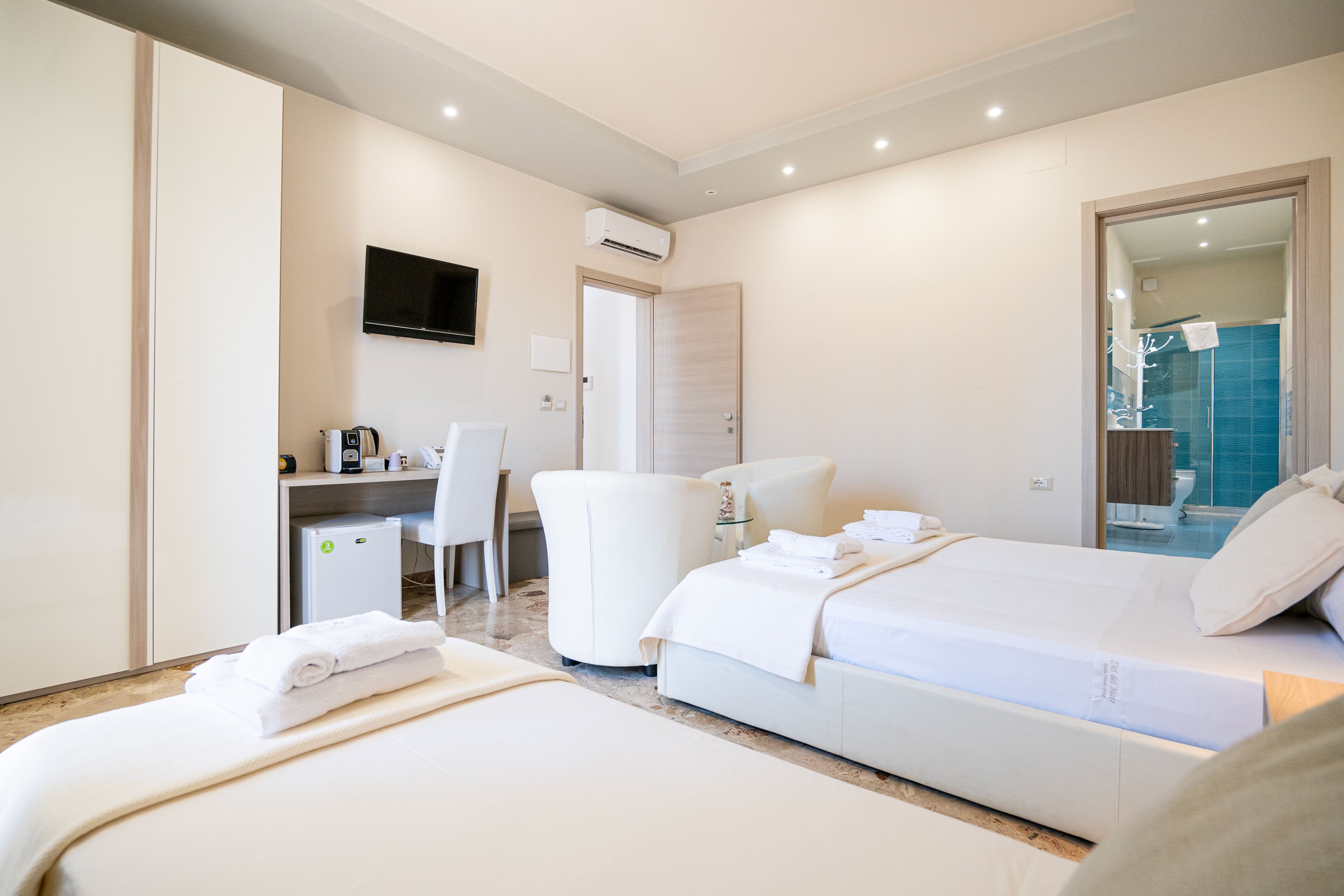 Luxury Triple Room