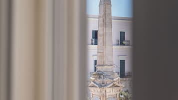 Luxury Quadruple Room | City view